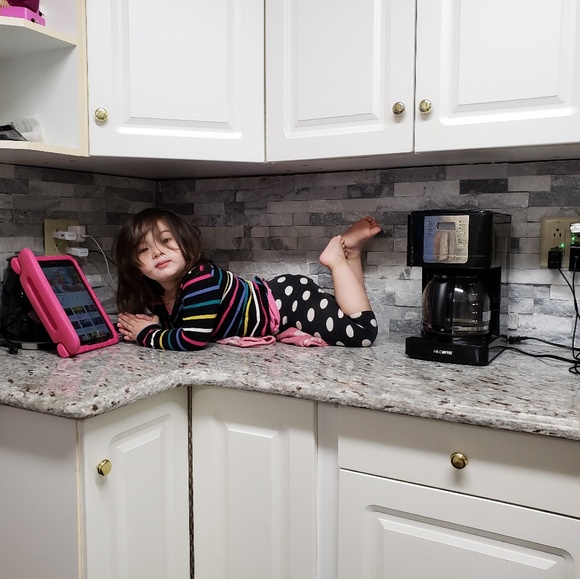 Meet Your crazy Posher, Mary! - Picture 5 of 6